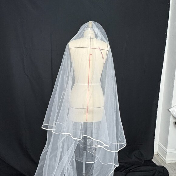 Brand new with tag double layered long veil main image 4